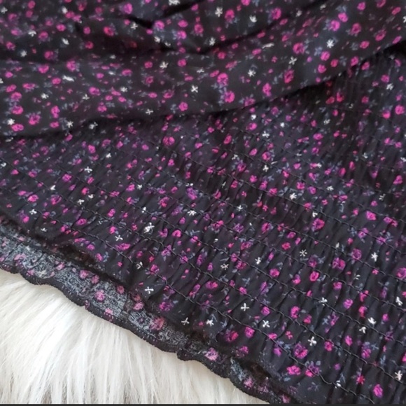 Wild Fable Mock Neck Floral Top - Picture 2 of 8